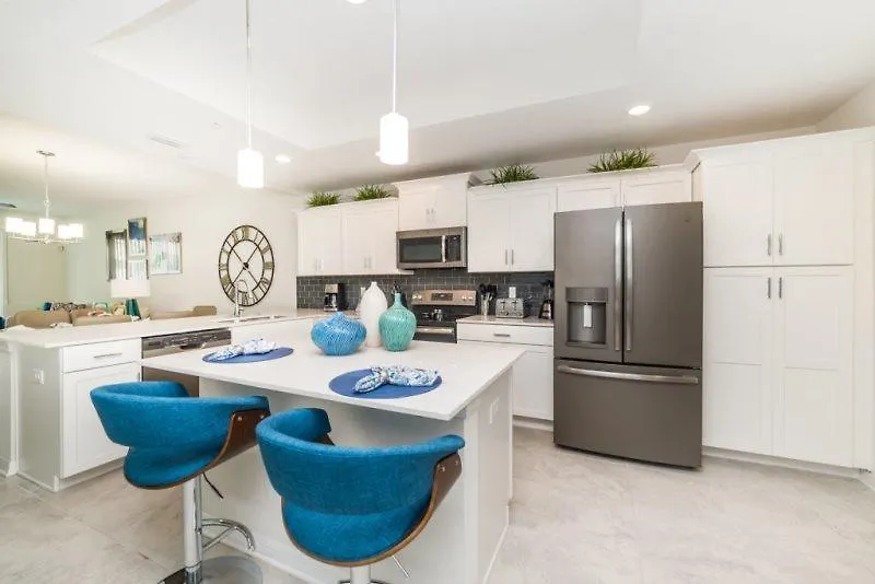 Stunning 2 Bedroom 2 Bath Near