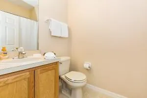 Hotel Croft S Lakefront Sanctuary 3*