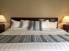 The Villas At Somerset 3*