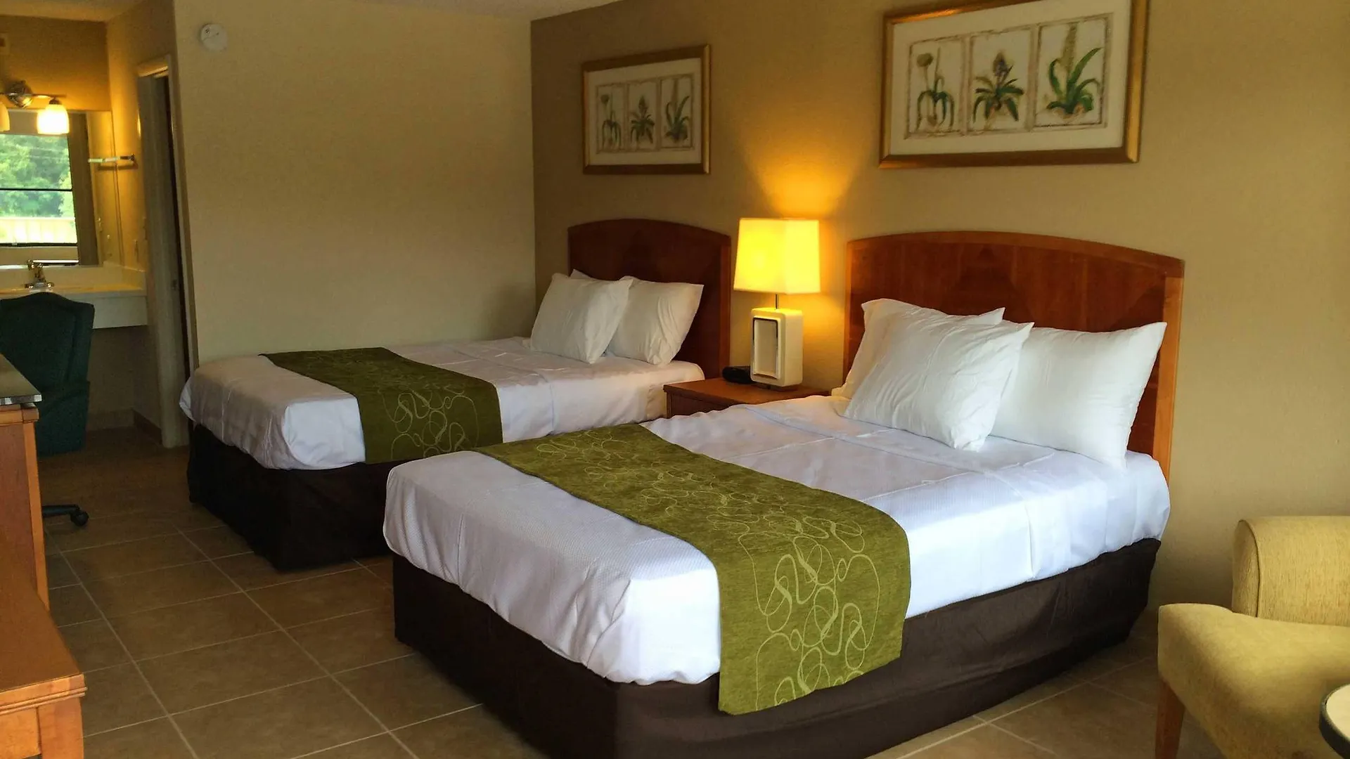 Hotel Seasons Florida