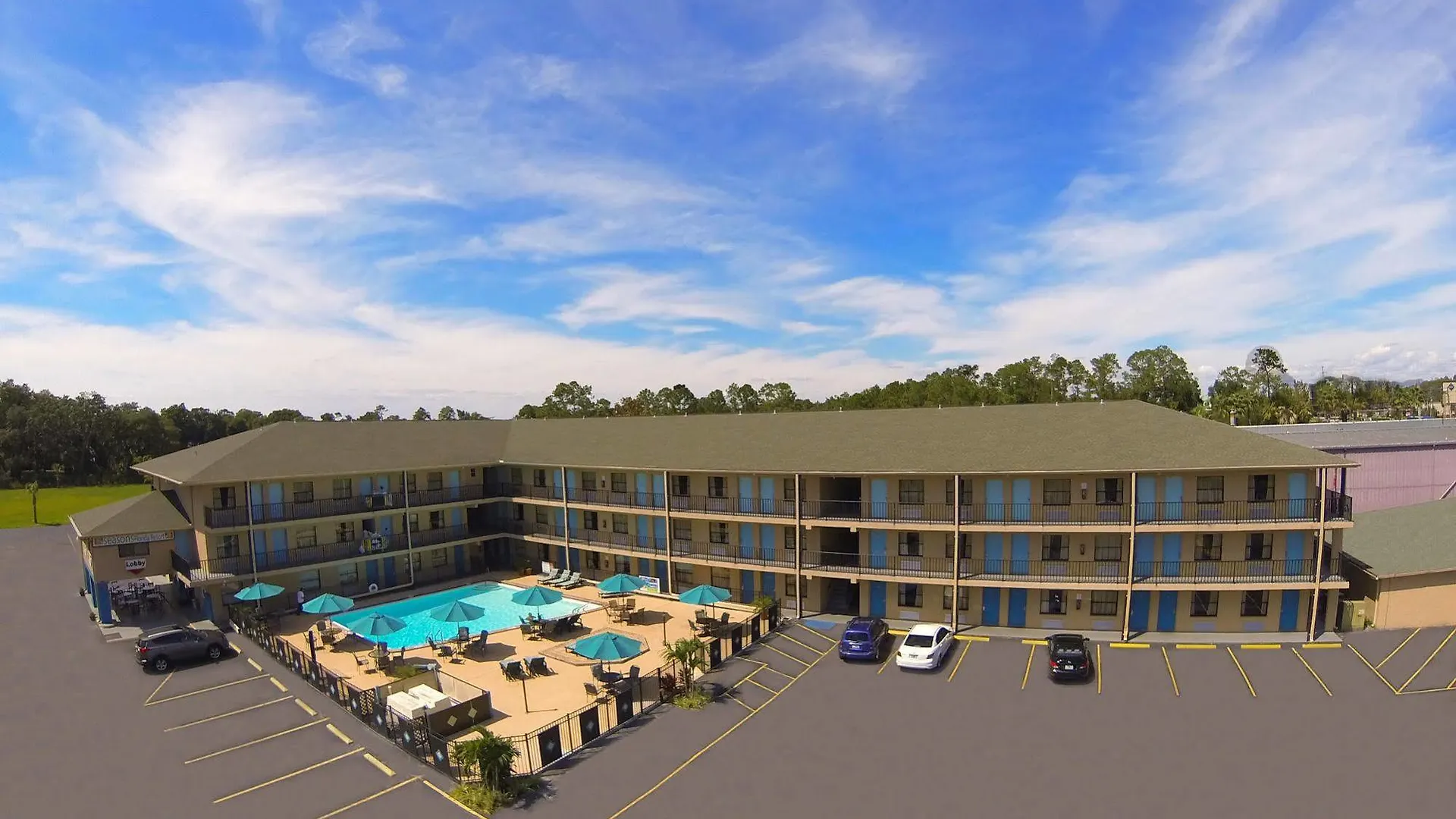 Hotel Seasons Florida Kissimmee