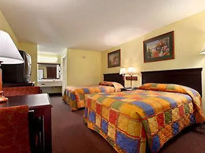 Clarion & Kissimmee-lake Buena Vista South Hotel 3*