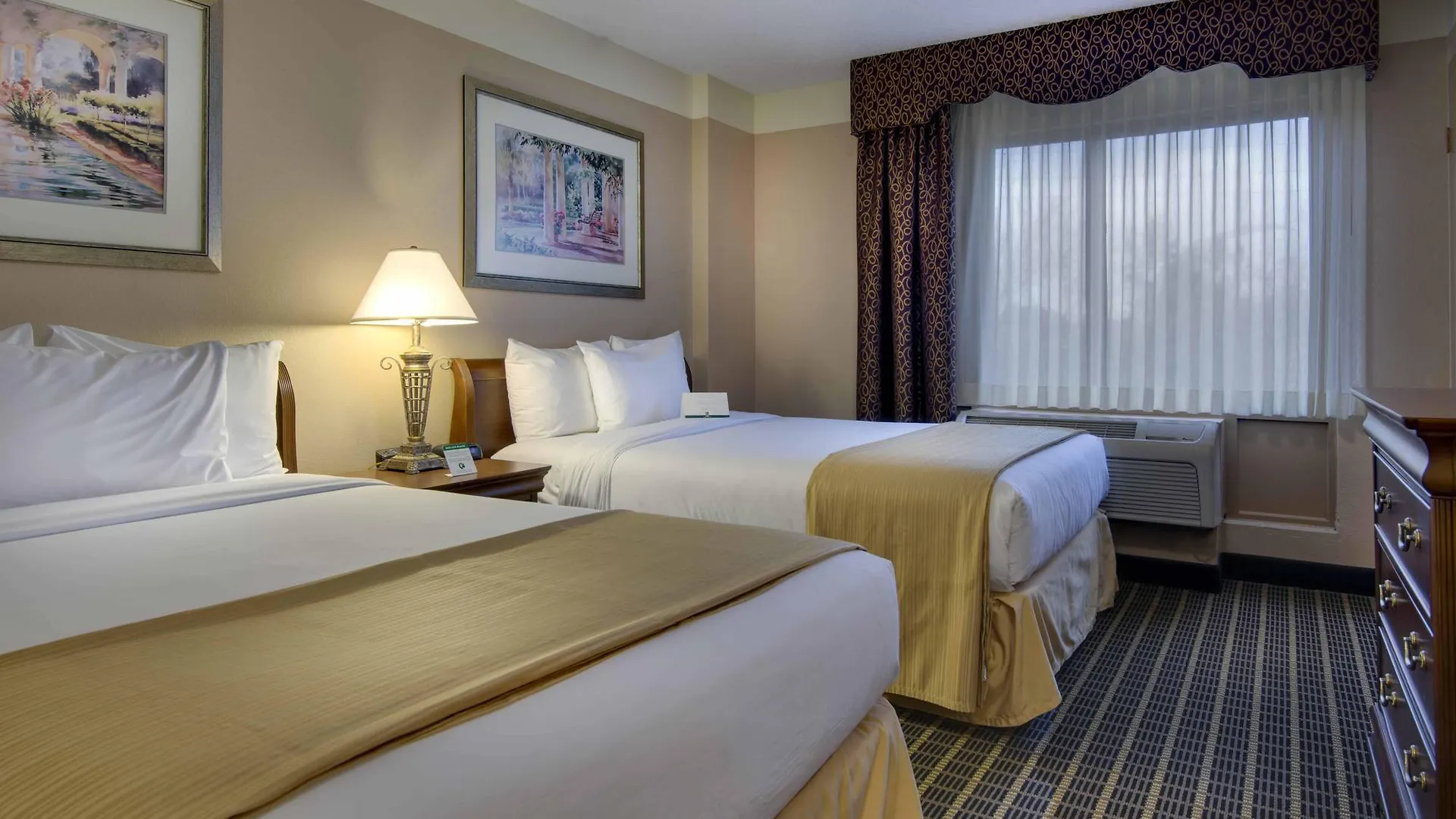 Staybridge Orlando Royale Parc By Ihg
