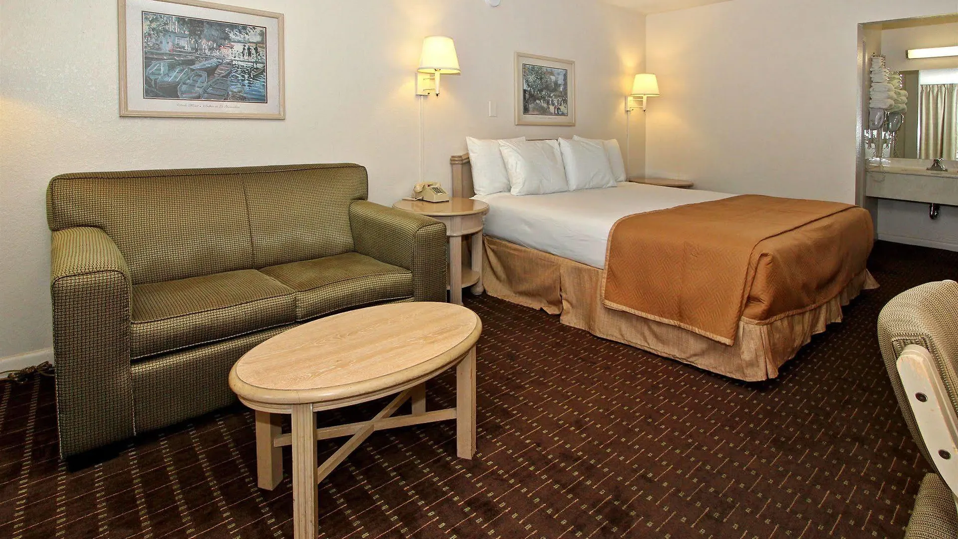 Super 8 By Wyndham