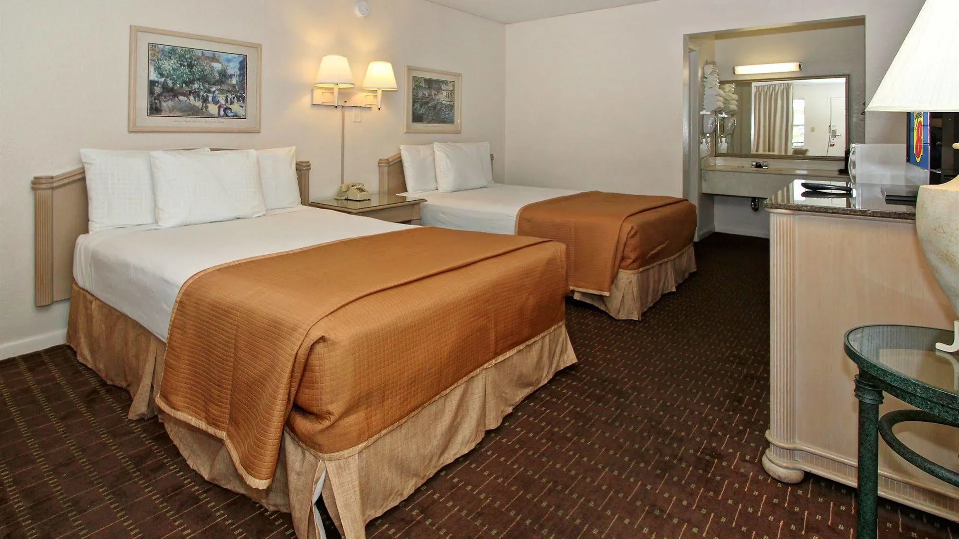 Super 8 By Wyndham