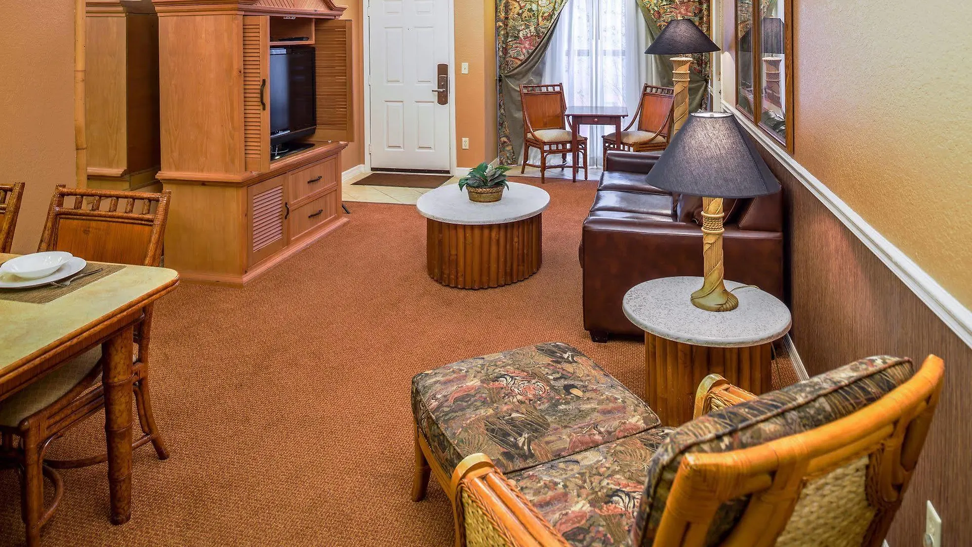 Parkway International Resort 3*