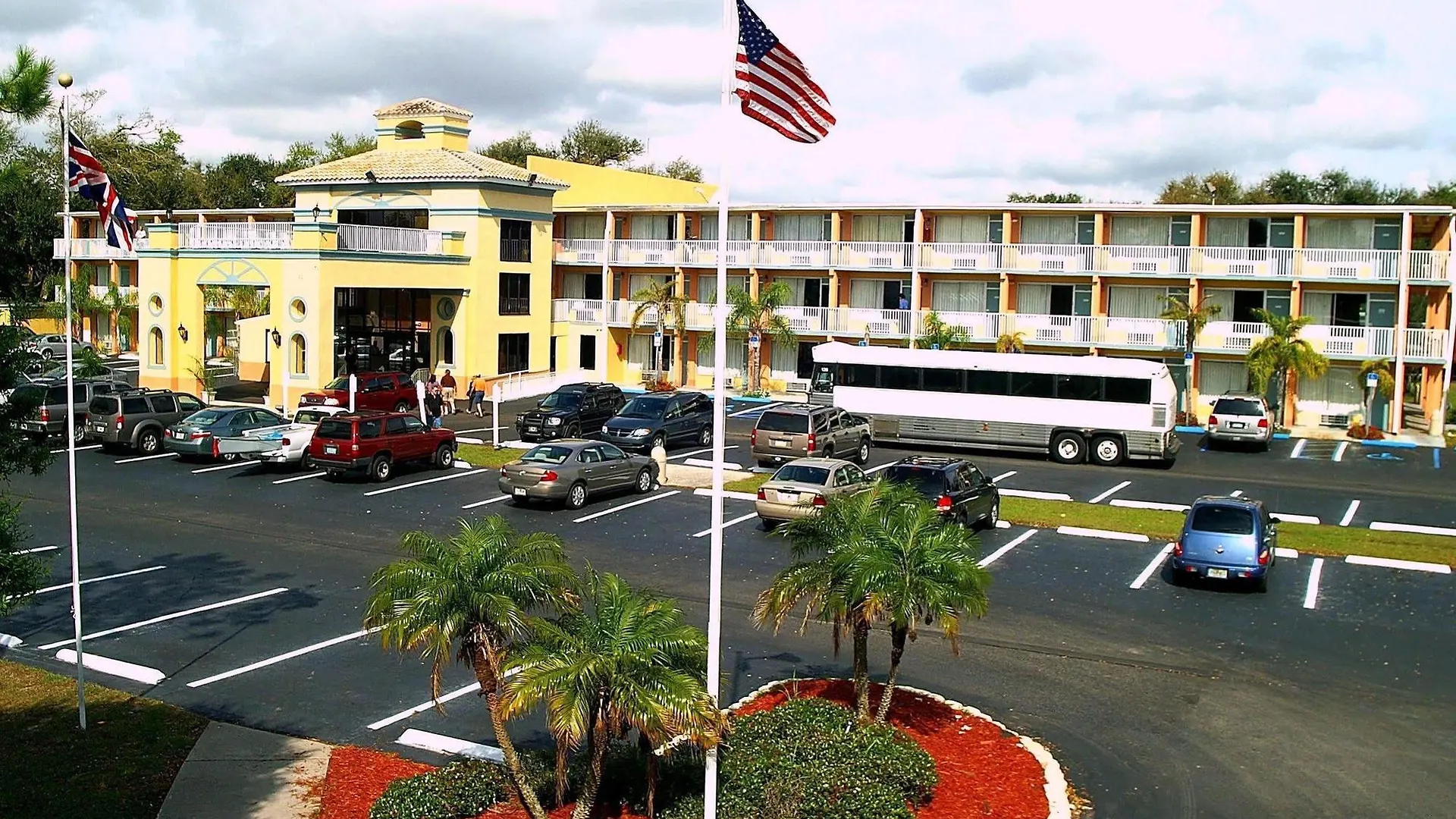 Howard Johnson By Wyndham Tropical Palms Hotel Kissimmee
