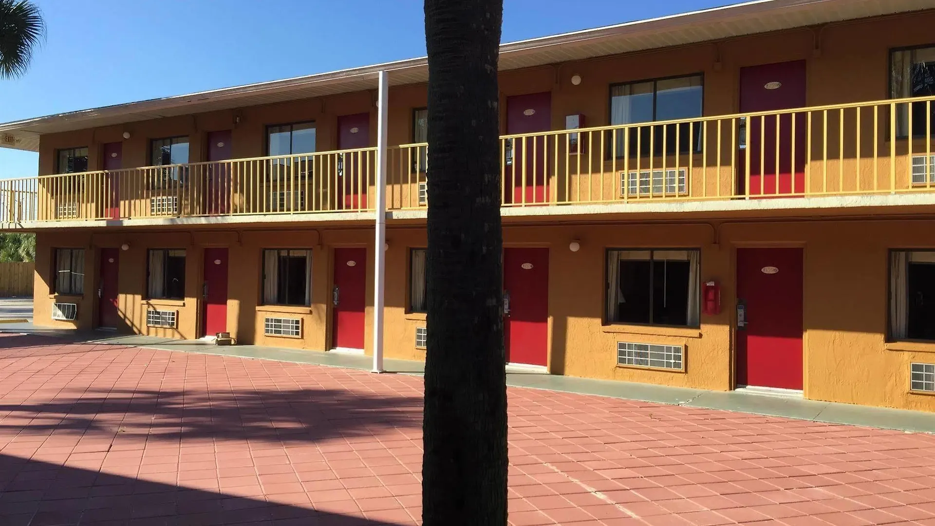 Motel Country Hearth Inn- Kissimmee