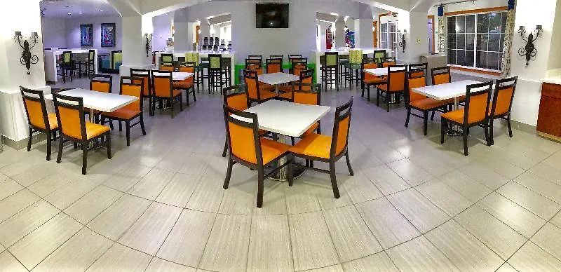 基西米布纳维斯塔湖南部贝斯特韦斯特优质酒店 酒店 基西米