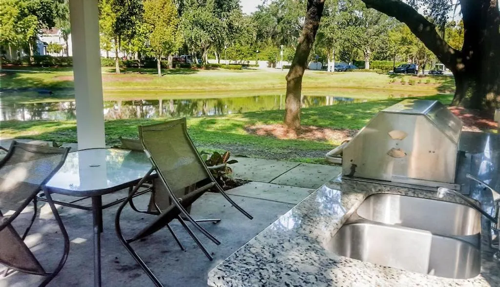 Aventura - Lucaya Village Apartment
