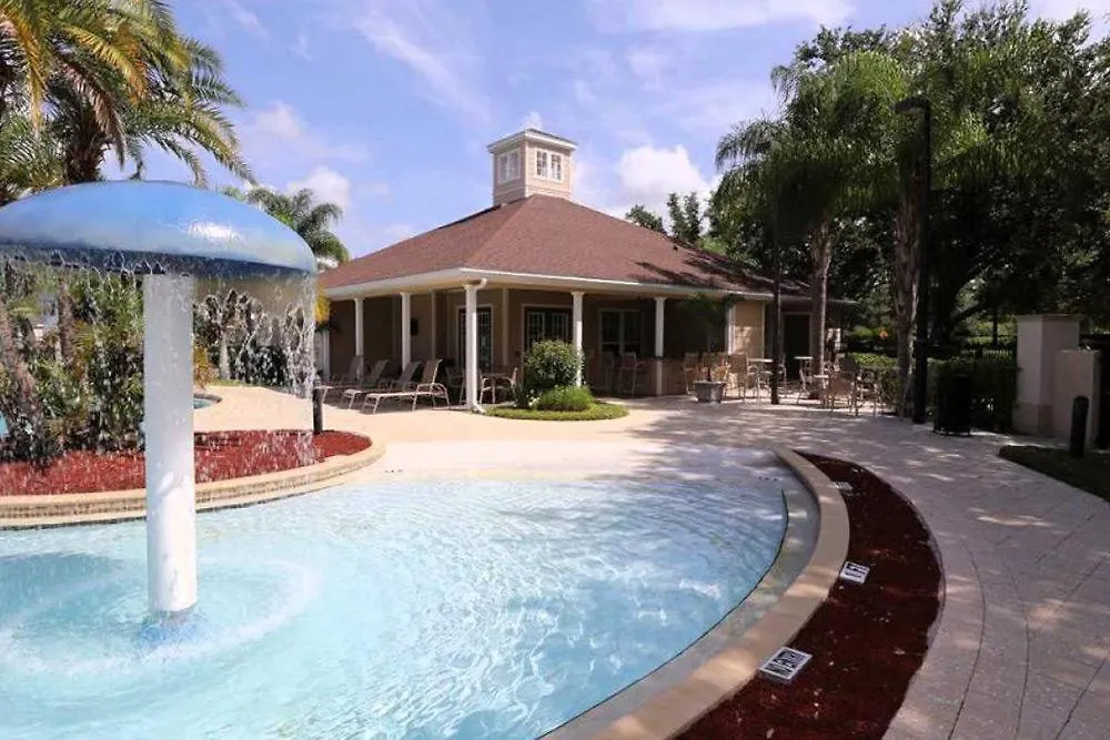 Aventura - Lucaya Village Apartment