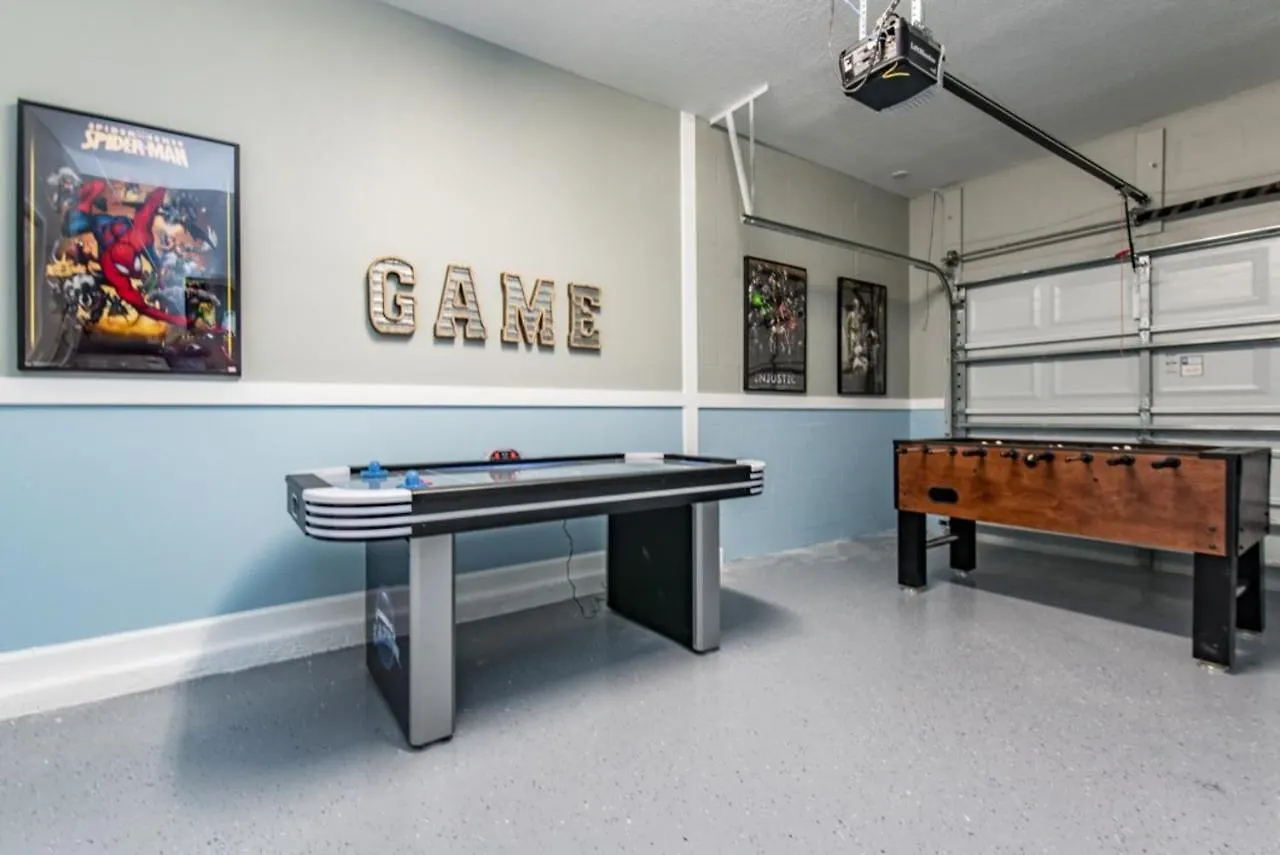 Tantalizing 5 Bedroom 5 Bathroom In Storey Holiday home Orlando