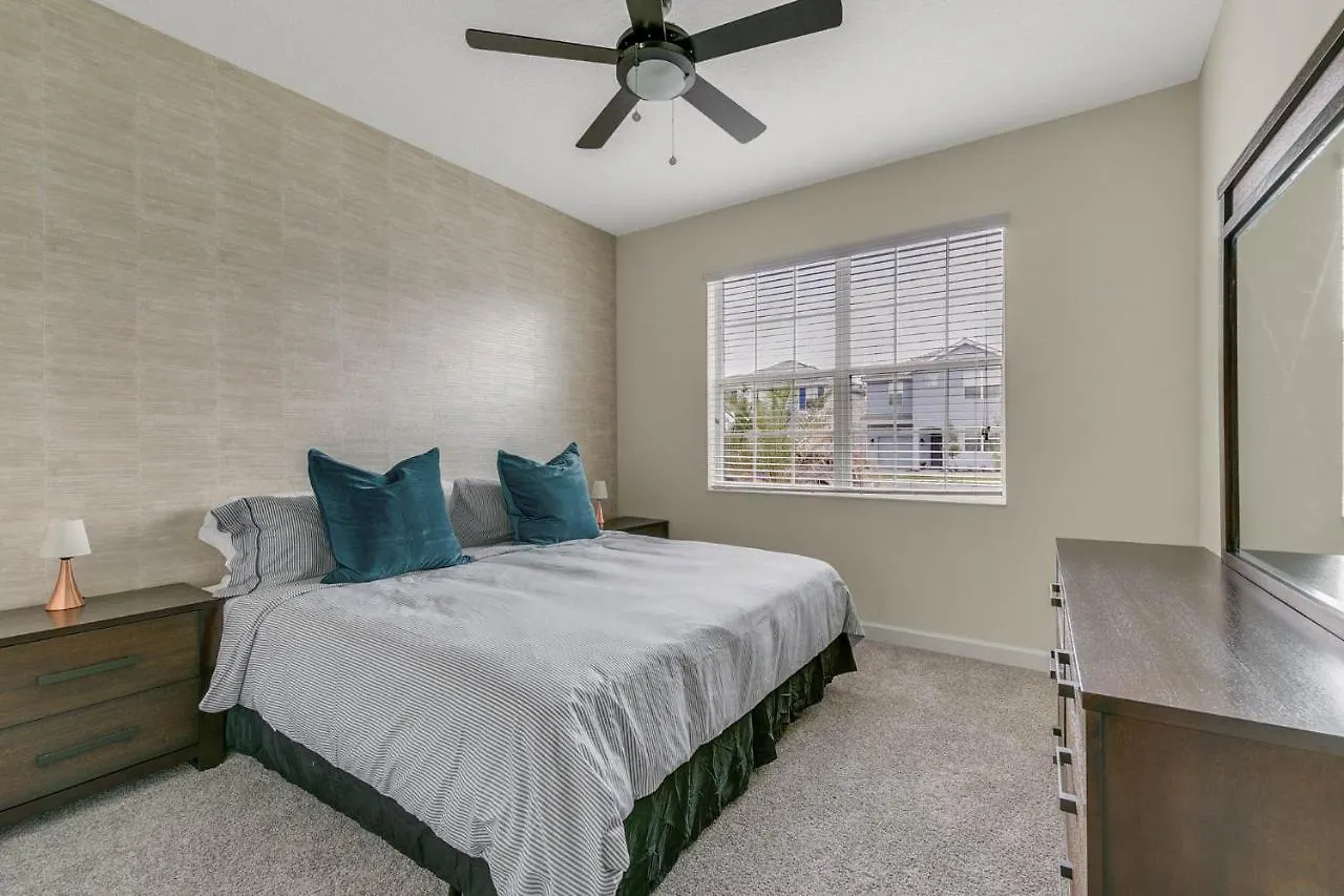 Storey - 5 Bedroom Pool Home- 1667st Holiday home Kissimmee