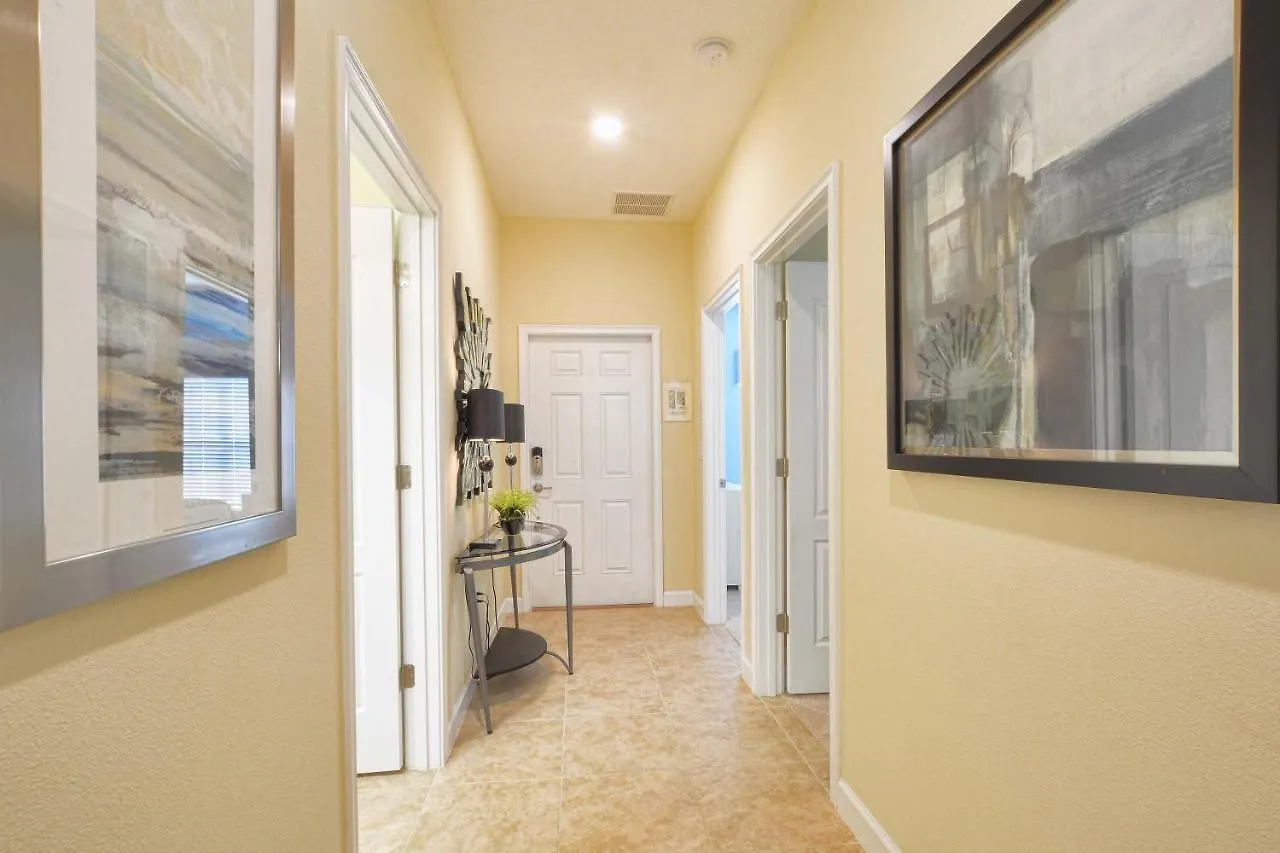 Storey Lake-5 Bedroom Townhome W/splashpool-1602st