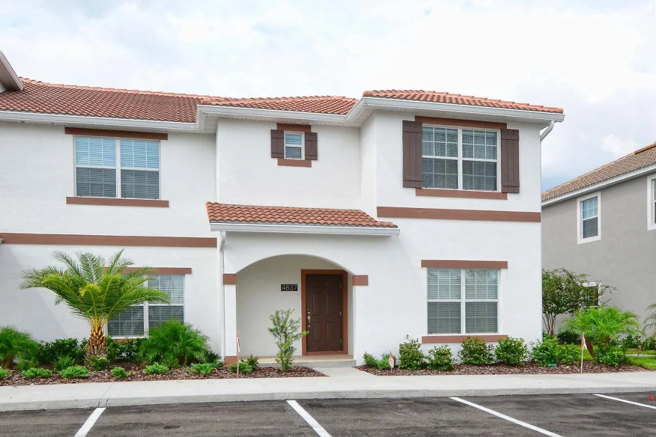 בית נופש Storey Lake- 5 Bedroom Townhome W/pool -1601st אורלנדו