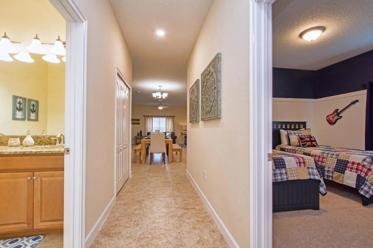 בית נופש Storey Lake- 5 Bedroom Townhome W/pool -1601st אורלנדו