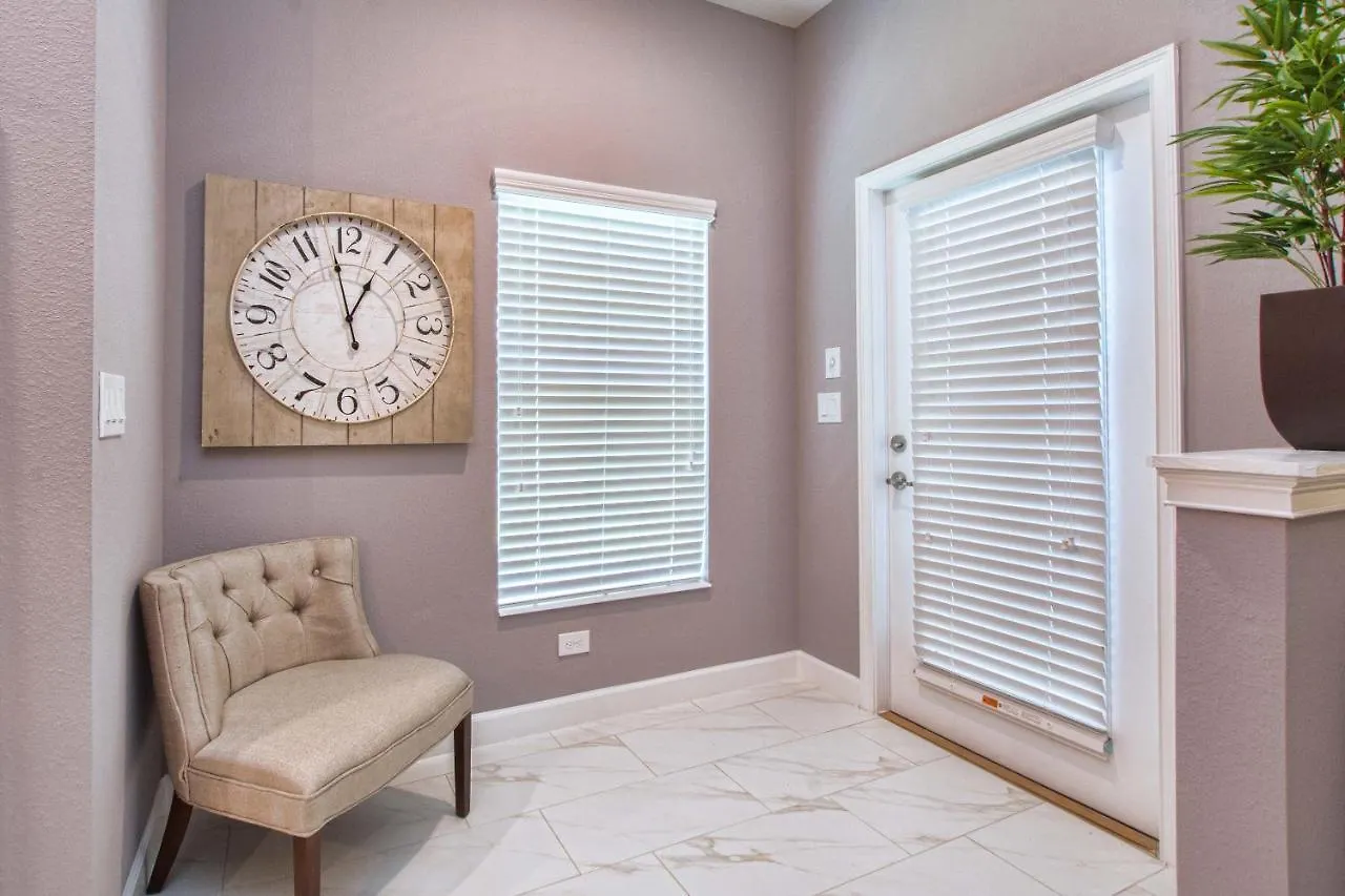 Storey Lake-5 Bedroom Townhome W/splashpool-1621st Villa *