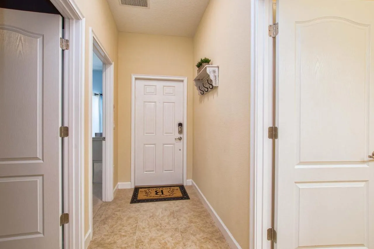 Storey Lake- 5 Bedroom Townhome W/pool -1601st אורלנדו