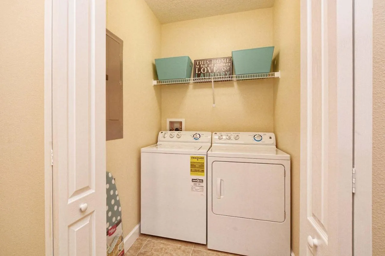 Storey Lake- 5 Bedroom Townhome W/pool -1601st * אורלנדו
