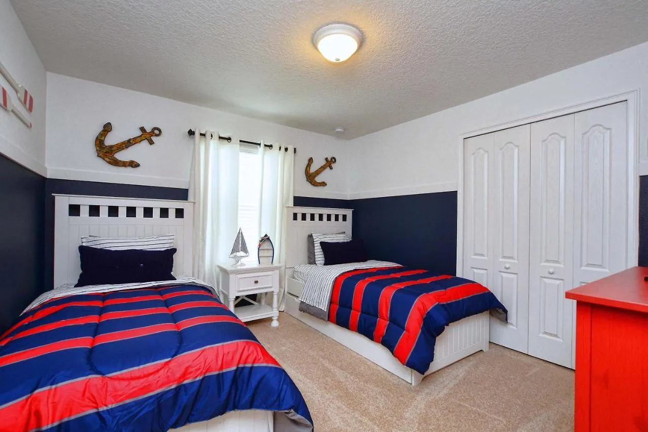 Storey Lake- 5 Bedroom Townhome W/pool -1601st