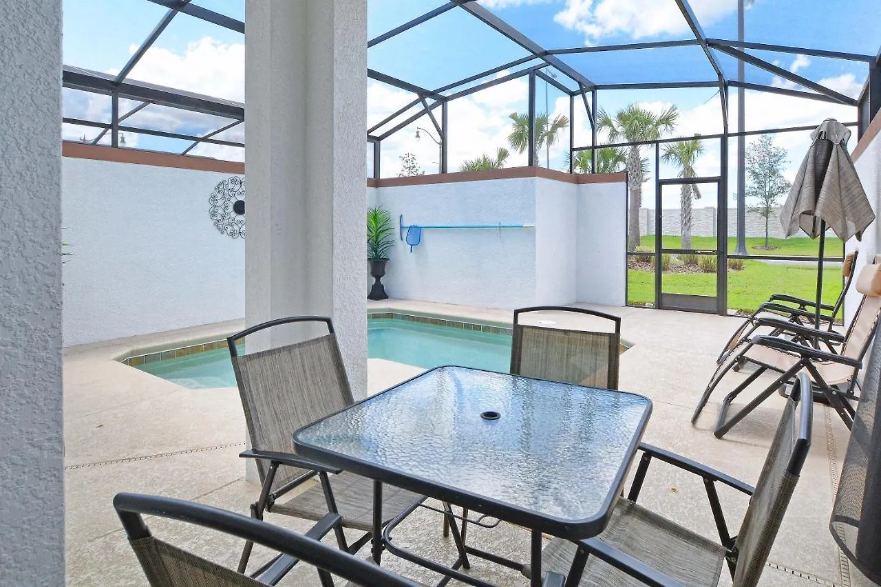 Storey Lake- 5 Bedroom Townhome W/pool -1601st