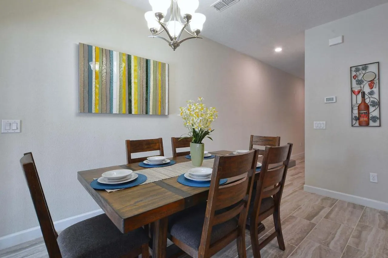 Storey Lake- 4 Bedroom Townhome W/spashpool-1616st Orlando