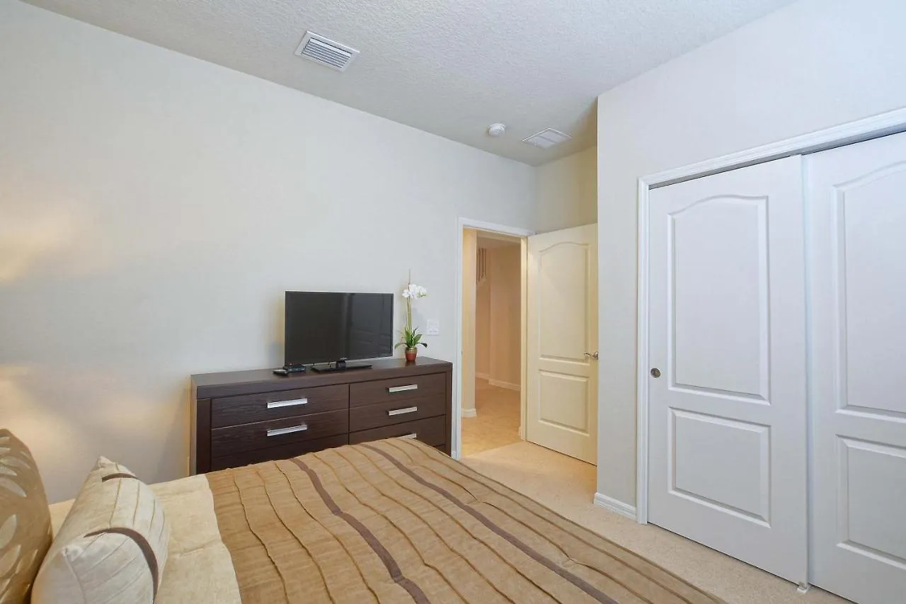 Windsor-5 Bed Townhouse W/splashpool-3800ww Villa