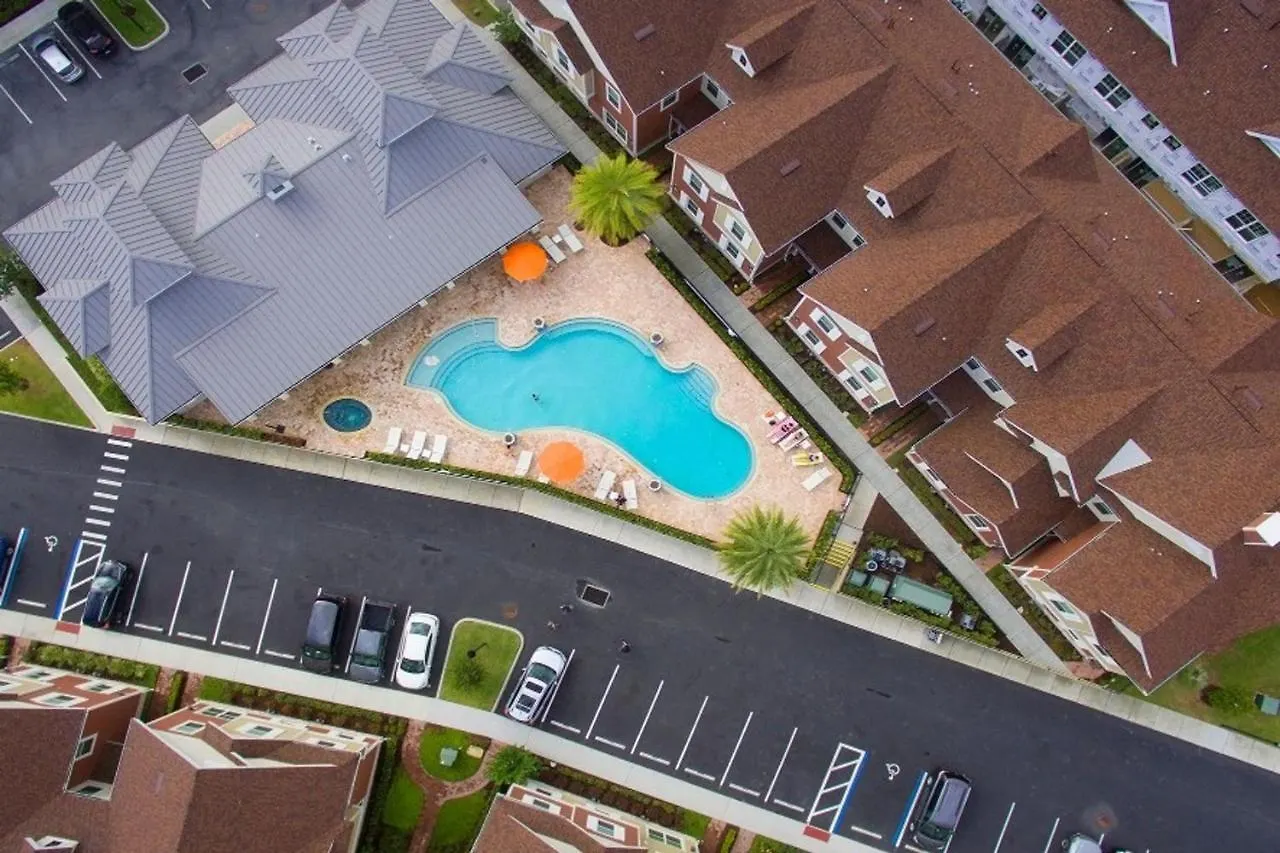 Dream Townhome With Balcony Summerville Su7576 *