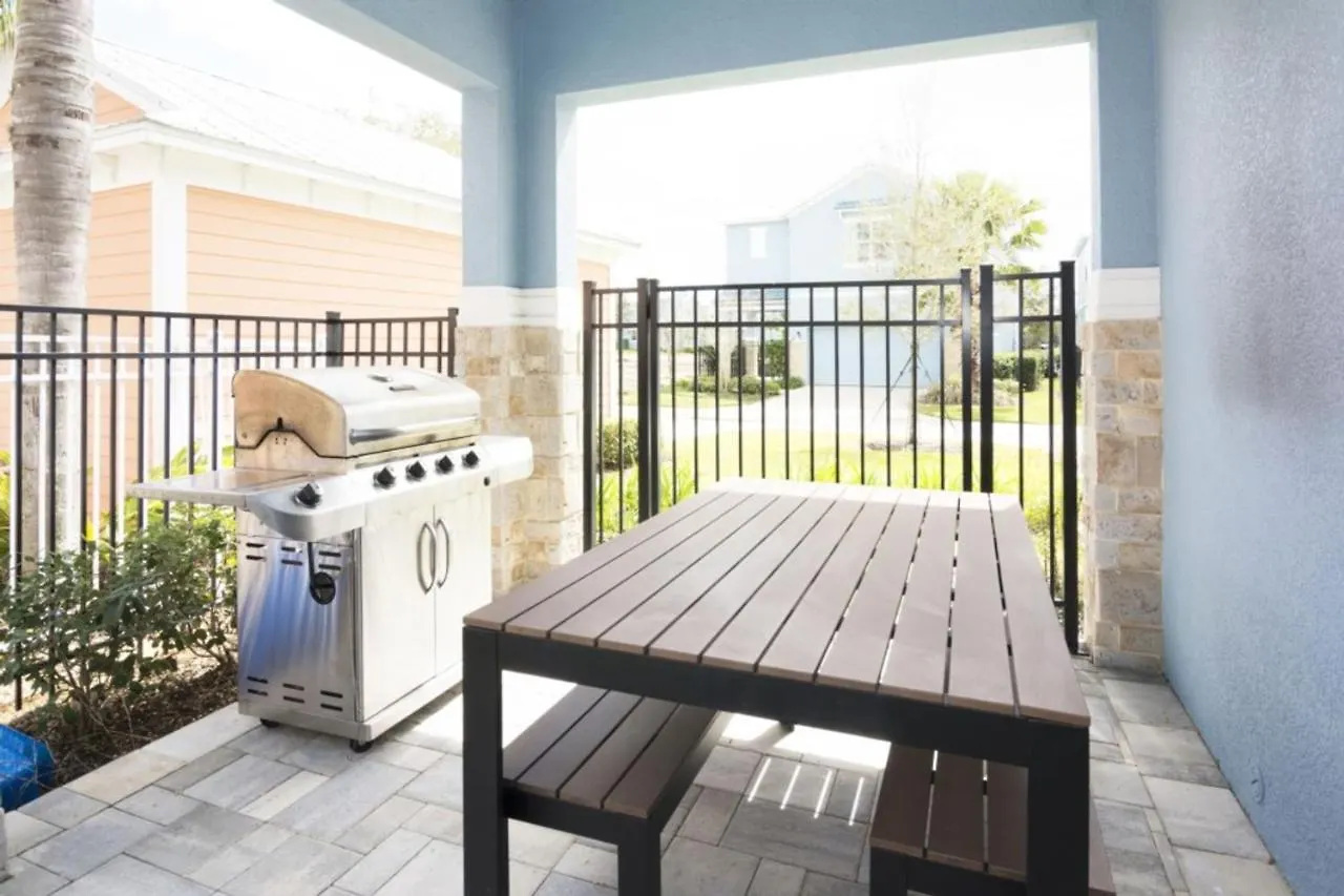 Holiday home 5 Luxury Single With Private Pool Re1492 *