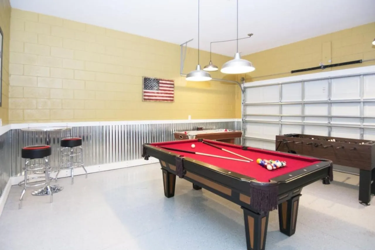 5 Luxury Single With Private Pool Re1492 Holiday home *