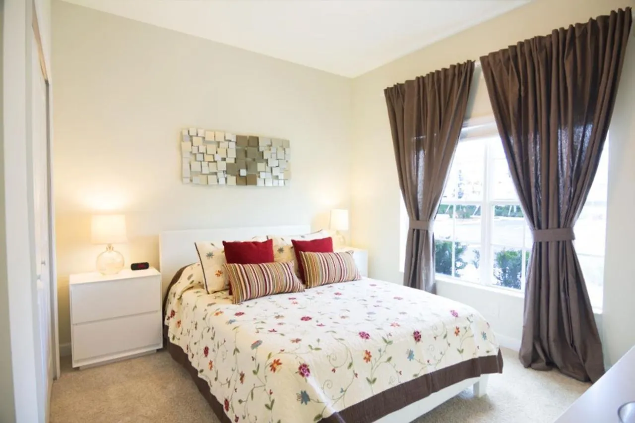 Luxury Dream Townhome With Pool Sl4814 Holiday home
