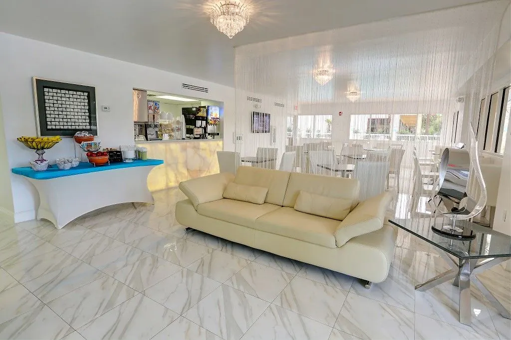 Отель Quality Clermont West Киссимми