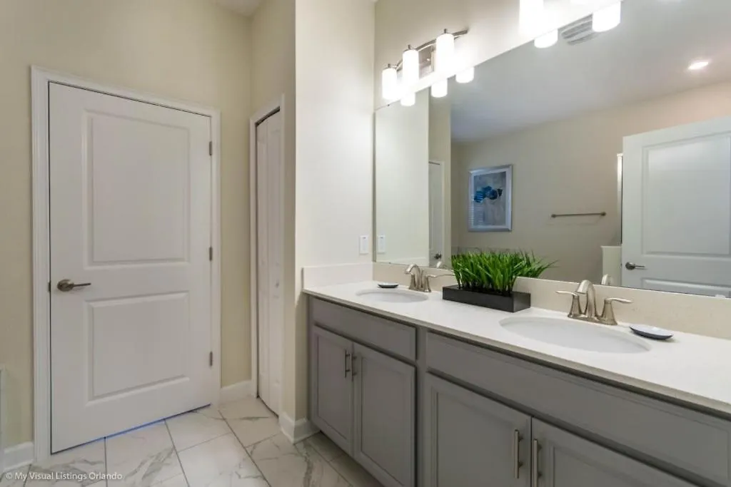 Fable #259847 Kissimmee