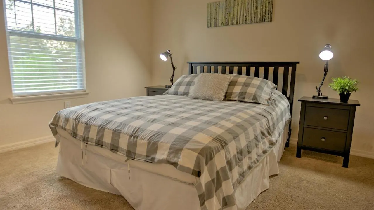 Lincoln Townhome At Lucaya Near *