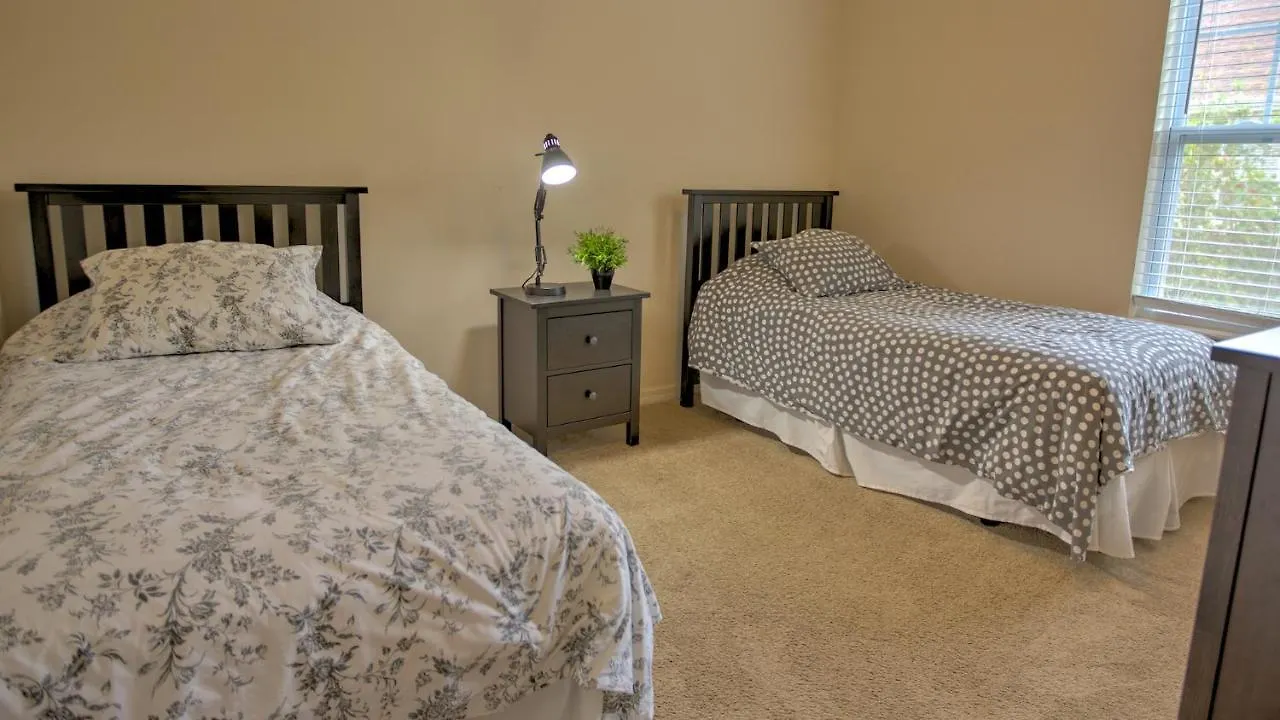 Lincoln Townhome At Lucaya Near *