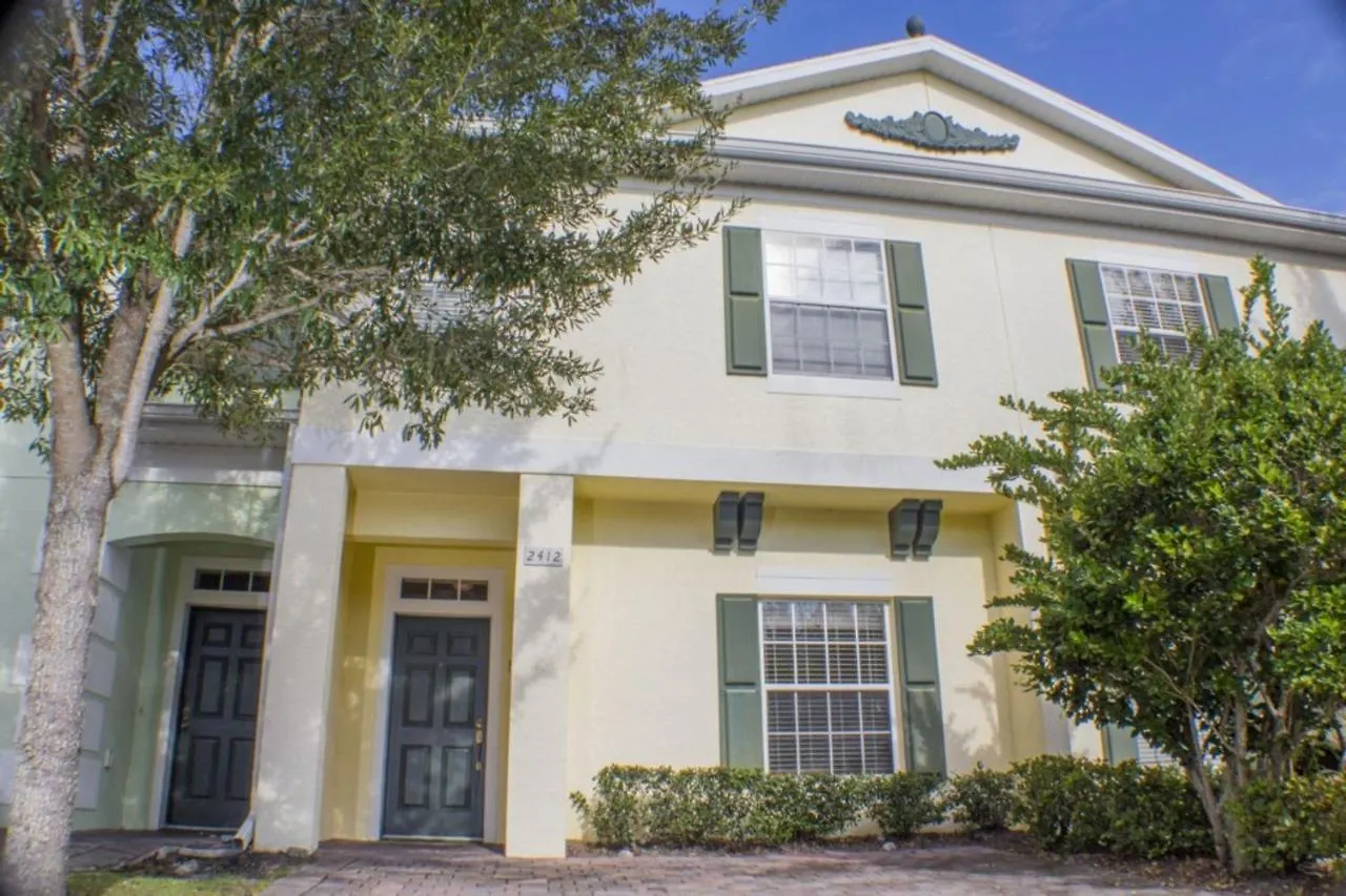 Coral Cay 2412
