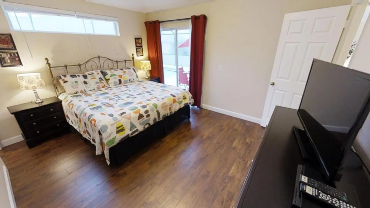 Berkley 4715 B * Kissimmee