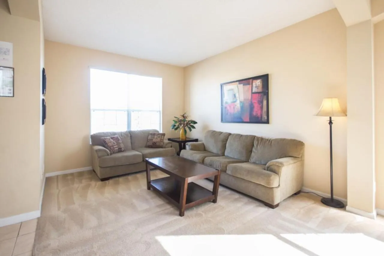 Seasons 1155 Kissimmee