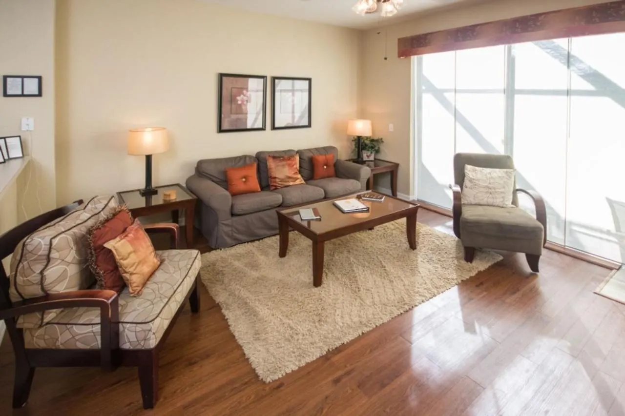 Windsor Hills 7676 Apartment Four Corners