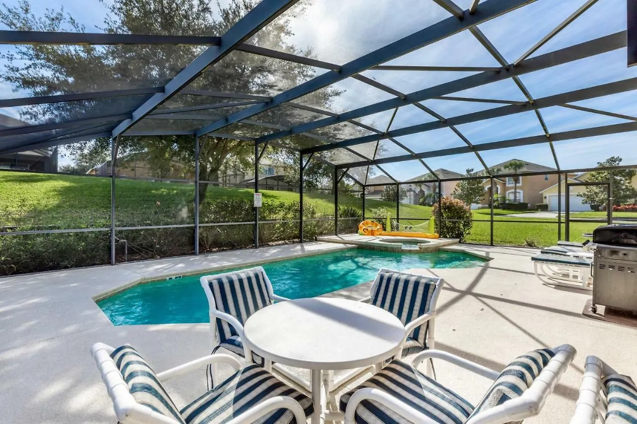 5 Bedroom Emerald Island Mins From Disney, South Facing Pool, Huge Corner Lot! Kissimmee