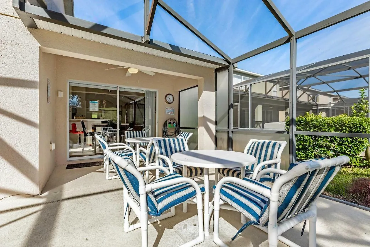 5 Bedroom Emerald Island Mins From Disney, South Facing Pool, Huge Corner Lot! Kissimmee
