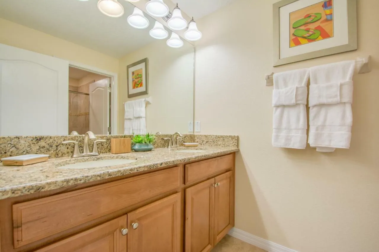 Pleasant Near With Private Pool Villa Hunters Creek