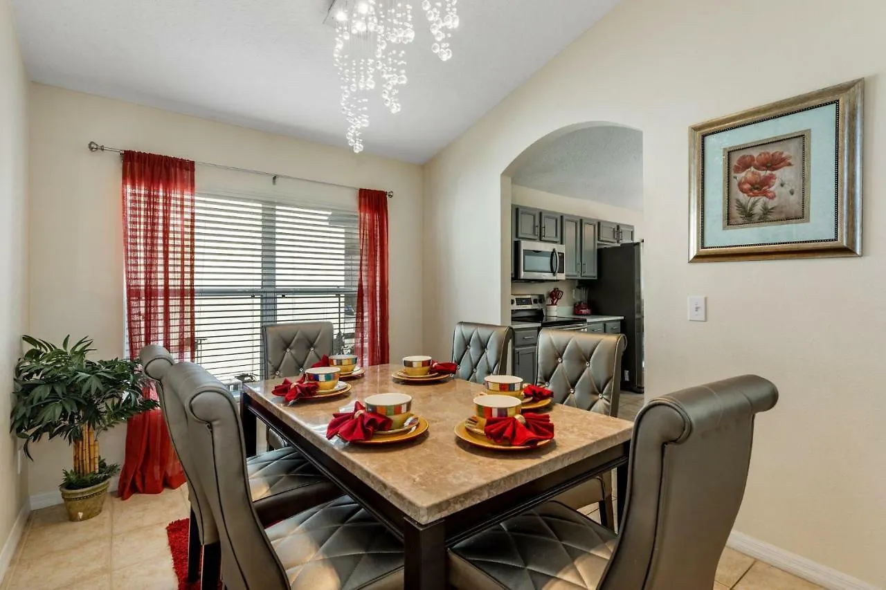 Vila 5 Bedroom Emerald Island Mins From Disney, South Facing Pool, Huge Corner Lot! Kissimmee