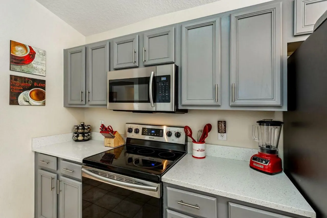 Vila 5 Bedroom Emerald Island Mins From Disney, South Facing Pool, Huge Corner Lot! Kissimmee