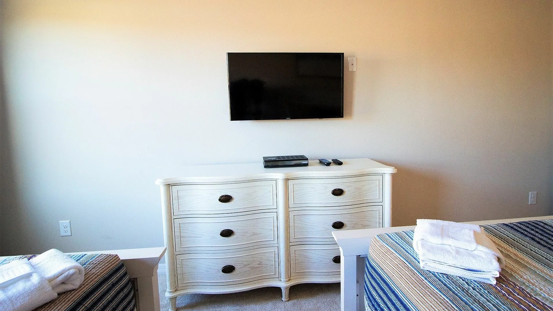 Aco - Golden Palms Apartment