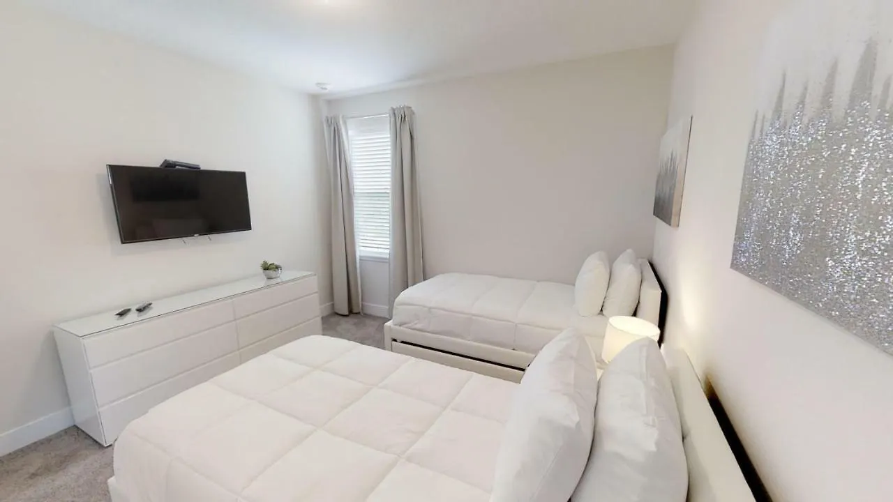 8 Bedroom Vacation With Pool 1914 Holiday home *