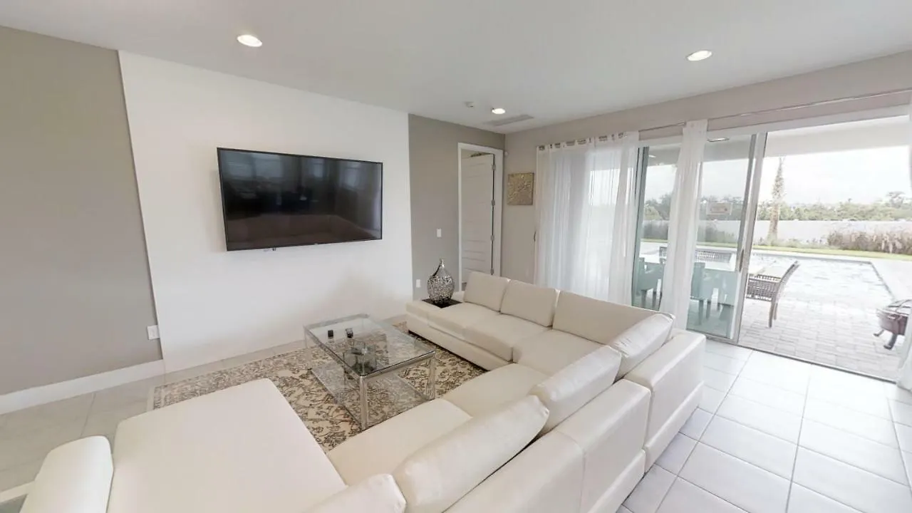 8 Bedroom Vacation With Pool 1914 Holiday home Kissimmee