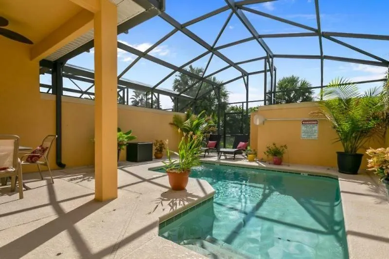 Holiday home 4 Bedroom 3 Bathroom Town With Splash Pool Kissimmee