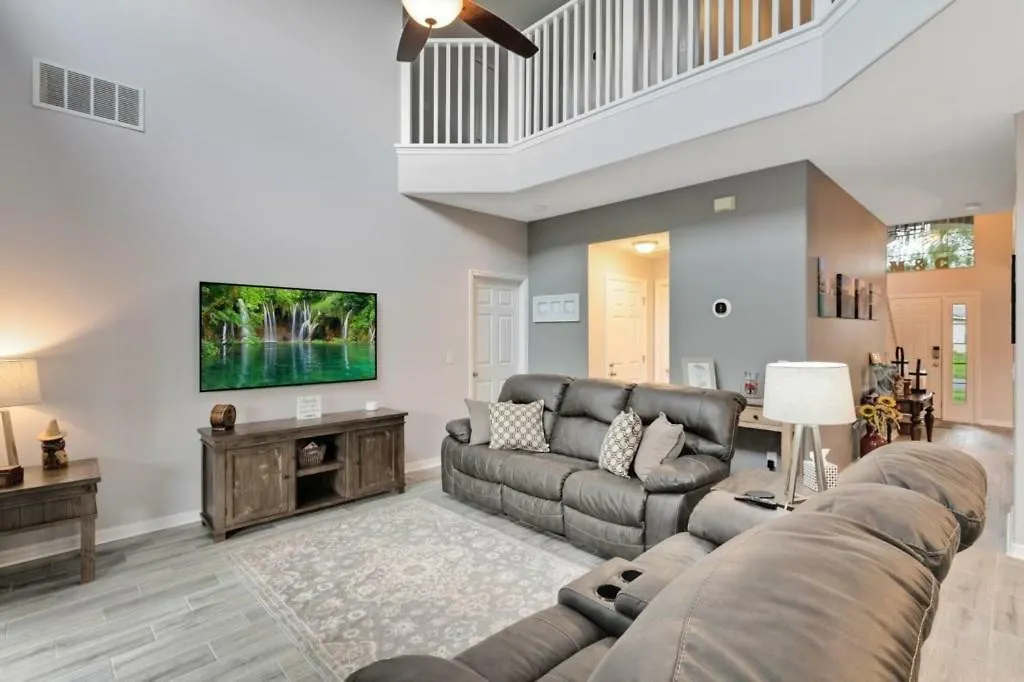 6 Bedroom Lanai, Screened Pool & Villa Four Corners