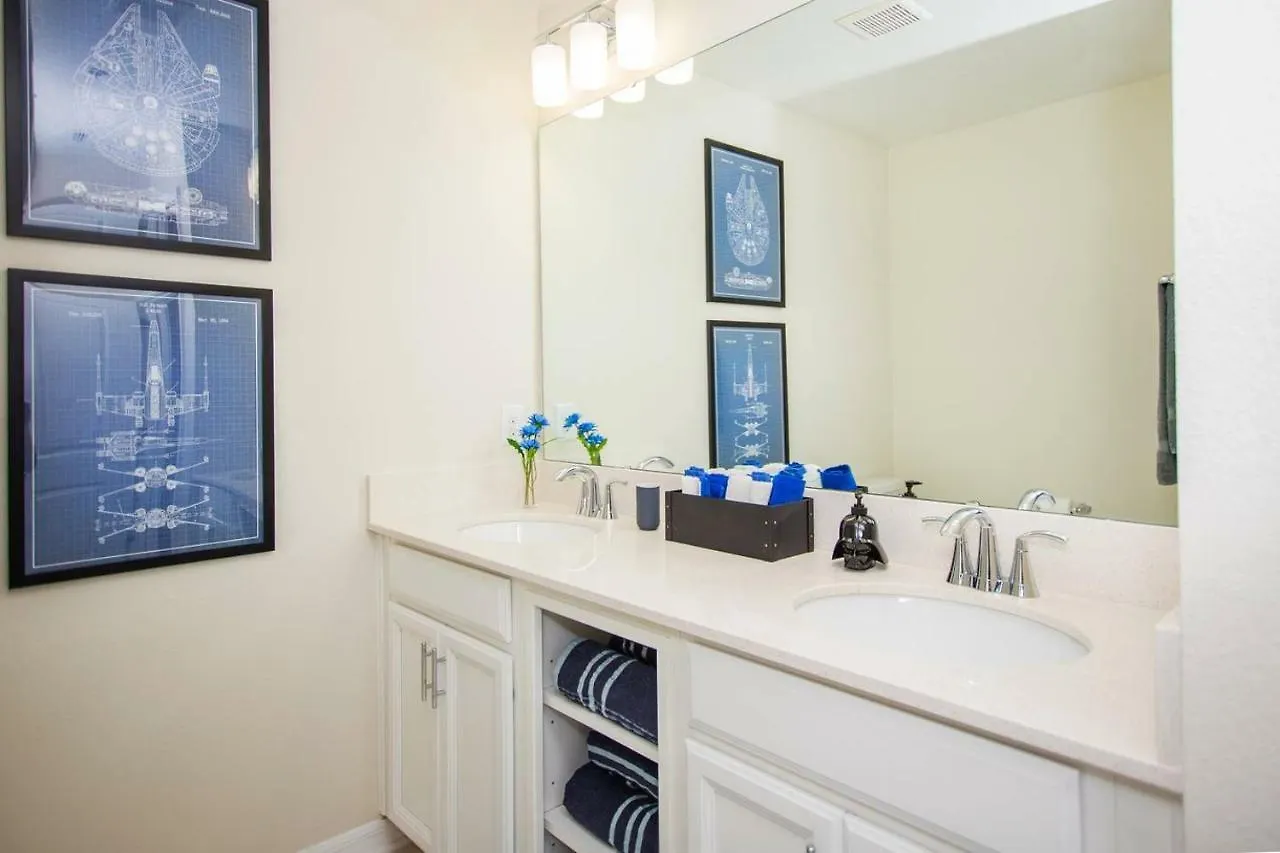 Apartment D - New 2 Bedroom - 5 Miles To - Free Water Park *